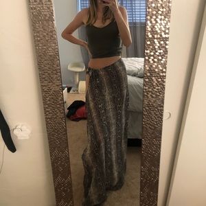 🐍Grey chiffon snake skin print beach maxi skirt🐍